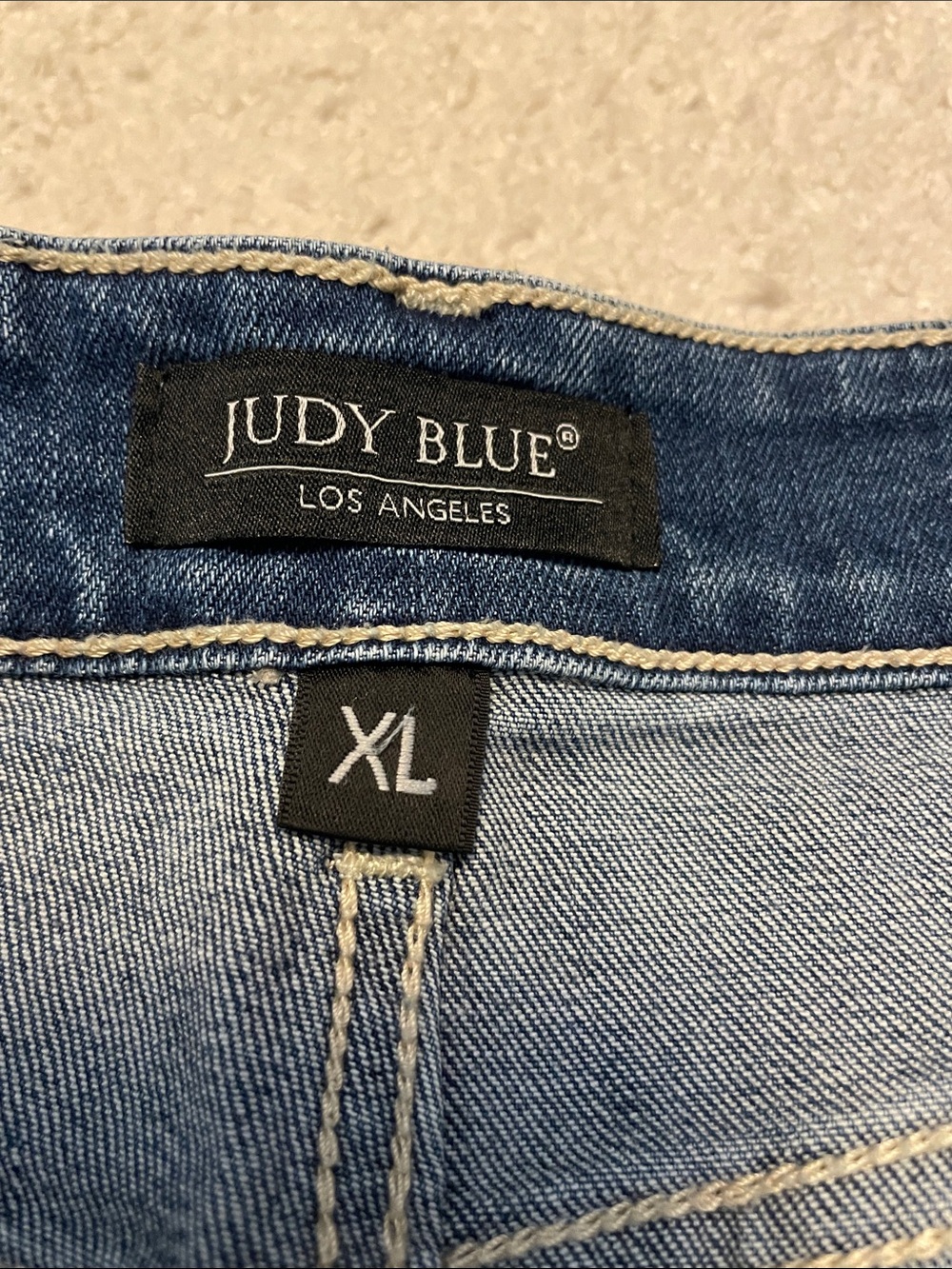 Lot of Two Judy Blue Distressed Denim Shorts - Picture 6 of 7